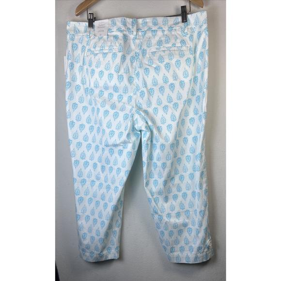 Talbots size 16 Perfect Skimmer Crop Capri Pants White Blue Paisley $89.00 NWT - Picture 9 of 13